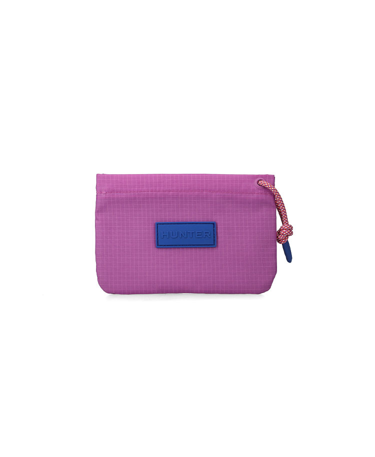 【クラシコ公式】アクセサリー:HUNTER TRAVEL MINI POUCH ハンター トラベル ミニ ポーチ ロゴ ストラップ 小物入れ ガジェット収納 コスメポーチ 化粧ポーチ 撥水 耐水 リサイクルナイロン 軽量 コンパクト 旅行 通勤 メンズ レディース classicolabcoat-10000175 クラシコ公式 楽天市場店 サンプル画像3