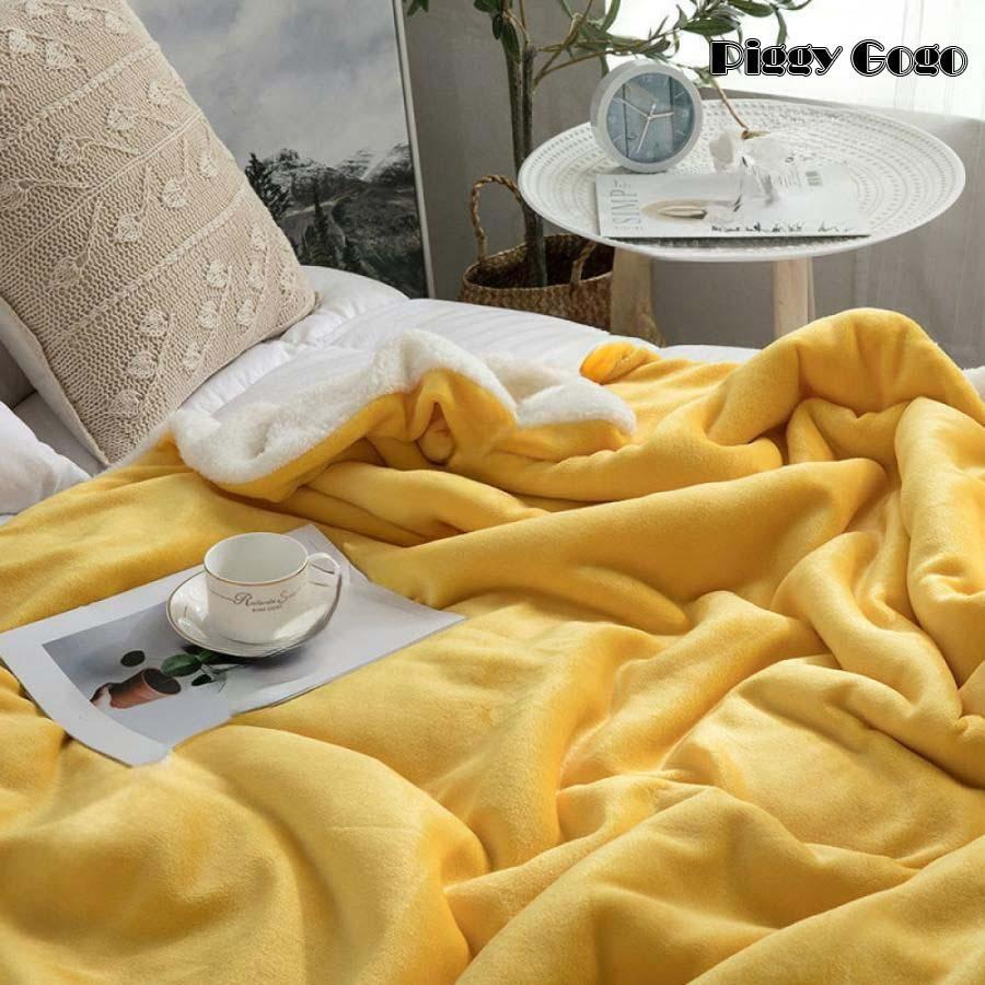 【商品情報】■サイズ：●80*140cm（単品）●100*160cm（単品）●130*160cm（単品）●120*200cm（単品）●160*200cm（単品）●180*200cm（単品）●200*230cm（単品）■商品種別：毛布・ブランケット■洗濯可否：洗える【なめらかなフランネル生地】■やわらかい肌触りのフランネル生地は触っているだけでなんだかほっこり暖かい気分にさせてくれます。■ふとんの外から冷たい空気が入ってくるのを防いで中の温かい空気を逃さない。【実用的で長持ちする一枚】■表面には静電気防止加工を施しているので、冬場の乾燥した空気の中でも静電気が発生しづらくなります。■毛布の端は折ってオーバーロック加工していて、ほつれや毛抜けが出にくいです。【一年中使える】●春、夏、秋、冬に問わず、オールシーズンご使用いただけます。●少し肌寒い季節にはこれ一枚で十分快適。また、布団と併用すれば、冬場も暖かいです。【商品情報】■サイズ：●80*140cm（単品）●100*160cm（単品）●130*160cm（単品）●120*200cm（単品）●160*200cm（単品）●180*200cm（単品）●200*230cm（単品）■商品種別：毛布・ブランケット■洗濯可否：洗える【なめらかなフランネル生地】■やわらかい肌触りのフランネル生地は触っているだけでなんだかほっこり暖かい気分にさせてくれます。■ふとんの外から冷たい空気が入ってくるのを防いで中の温かい空気を逃さない。【実用的で長持ちする一枚】■表面には静電気防止加工を施しているので、冬場の乾燥した空気の中でも静電気が発生しづらくなります。■毛布の端は折ってオーバーロック加工していて、ほつれや毛抜けが出にくいです。【一年中使える】●春、夏、秋、冬に問わず、オールシーズンご使用いただけます。●少し肌寒い季節にはこれ一枚で十分快適。また、布団と併用すれば、冬場も暖かいです。