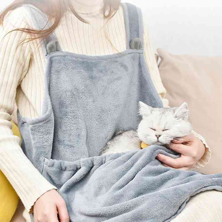 ペットスリング 毛粘着防止 猫 ペット用品 猫抱っこ用エプロン ふわふわ 犬 猫寝袋...