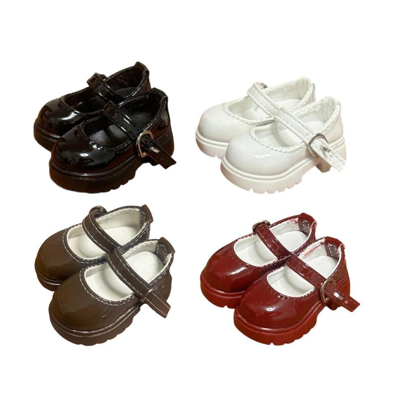説明:仕様:素材: PVCサイズチャート:6cm×2.5cm/2.36インチ×0.98インチパッケージに含まれるもの:アクションフィギュアシューズ1足注意:手動測定とモニターの違いにより、若干の誤差が生じる場合があります。ご購入前のご案内本店の玩具類製品は5歳以上のお子様向けです。使用時には必ず大人の監視が必要です。サイズについて：スタッフ間で測り方を統一していますが、実寸に1〜3cmの誤差がある場合がありますのでご了承ください。商品の色は、撮影時の光やモニターによって異なる場合がありますのでご注意ください。生地特性により匂いが感じられることがありますが、数日で気にならなくなります。他店舗と在庫を共有しているため、受注後に欠品となる場合があります。説明:仕様:素材: PVCサイズチャート:6cm×2.5cm/2.36インチ×0.98インチパッケージに含まれるもの:アクションフィギュアシューズ1足注意:手動測定とモニターの違いにより、若干の誤差が生じる場合があります。ご購入前のご案内本店の玩具類製品は5歳以上のお子様向けです。使用時には必ず大人の監視が必要です。サイズについて：スタッフ間で測り方を統一していますが、実寸に1〜3cmの誤差がある場合がありますのでご了承ください。商品の色は、撮影時の光やモニターによって異なる場合がありますのでご注意ください。生地特性により匂いが感じられることがありますが、数日で気にならなくなります。他店舗と在庫を共有しているため、受注後に欠品となる場合があります。
