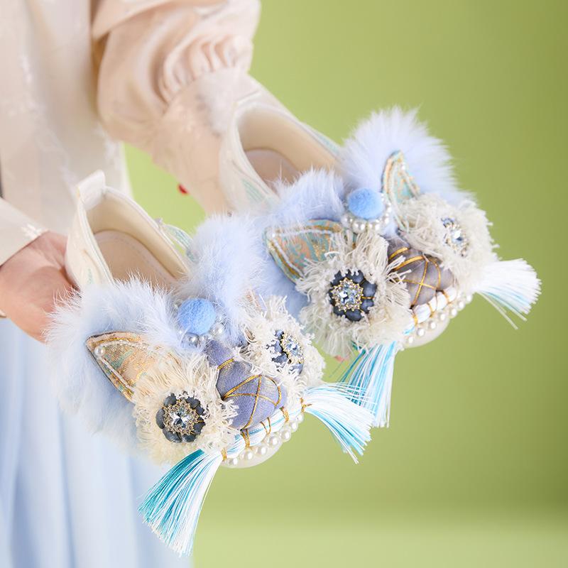 布靴 キッズ 女の子 虎頭シューズ 春夏秋 快適 柔らかい フラットソール 刺繍 タッセル 履きやすい 民族風 伝統工芸 通気性 カジュアル
