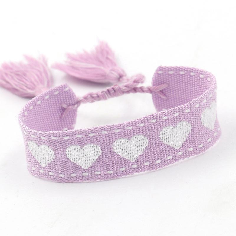 ブレスレット 男女兼用 刺繍 ハート タッセル 英字 ロゴ 調整可能 カジュアル エスニック お揃い ペア アクセサリー カラフル ギフト