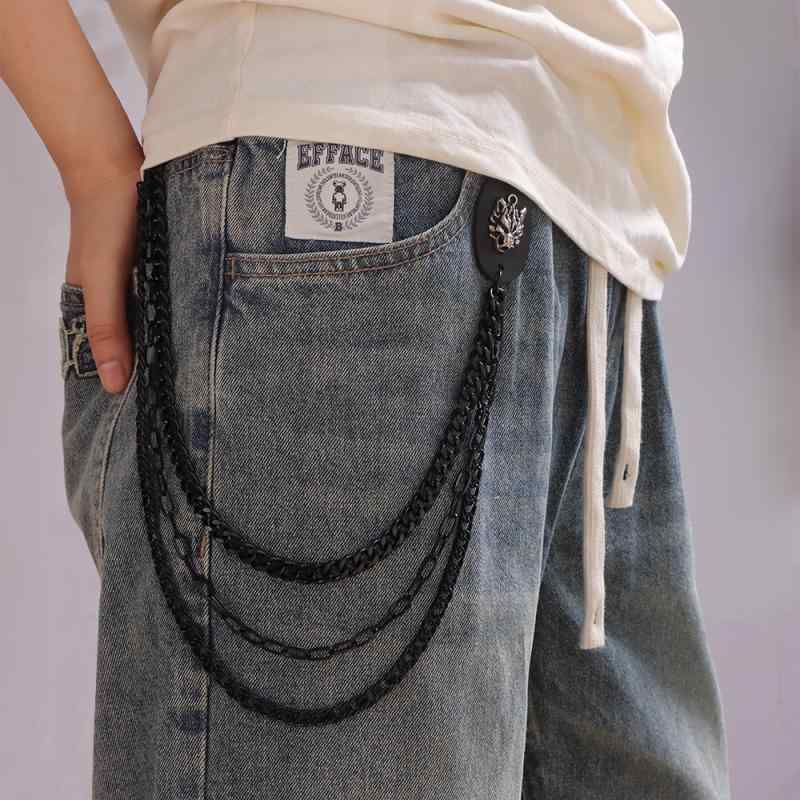 ・カテゴリ: ウエストチェーン・スタイル: ヒップホップ・対象: 男女兼用・素材: 金属・留め具: カニカン・カラー展開: ブラック・サイズ: 115cm