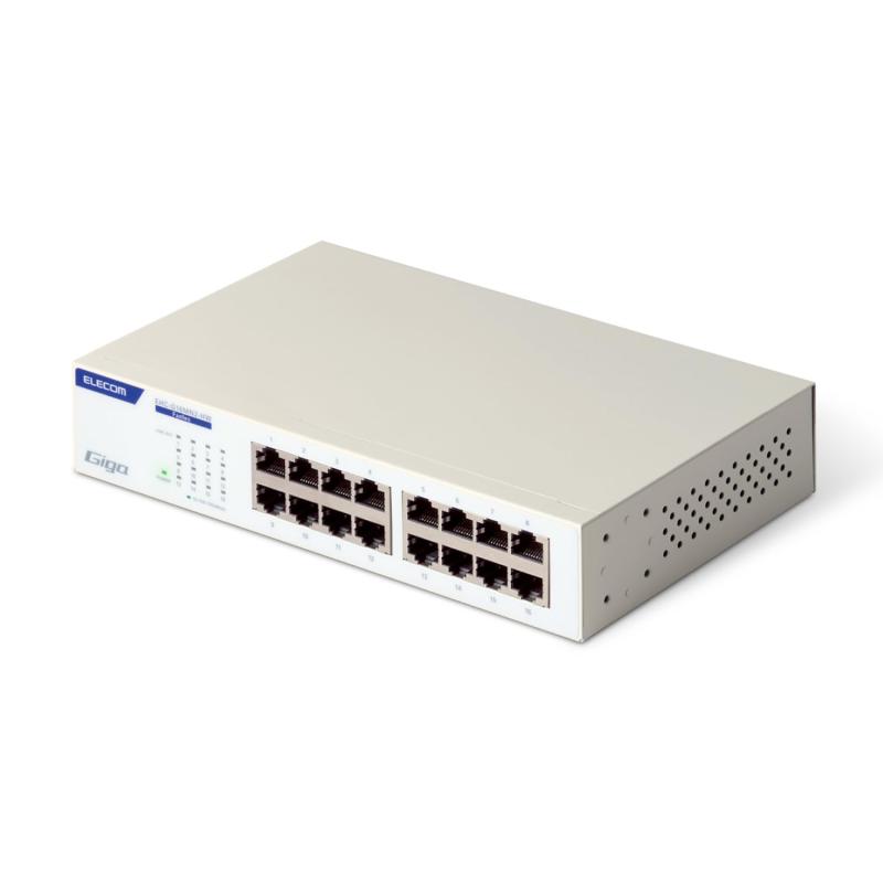 エレコム スイッチングハブ ギガビット 16ポート 電源内蔵 金属筺体 簡易パッケージ EHC-G16MN2A-HW1000BASE-T対応の電源内蔵メタル筐体16ポートスイッチングハブです。ストレート/クロスケーブルを自動判別する「Auto MDI/MDI-X」機能を全てのポートに搭載。接続ミスを防ぎます。作動音が気にならない静音ファンレス設計で、静かな部屋での使用にもおすすめです。メイン基板に高分子アルミ固体電解コンデンサーを使用しています。それにより長寿命設計を実現した信頼性の高いスイッチングハブです。付属の専用ACケーブル及び付属の変換アダプターに耐トラッキング性のコンセントプラグを採用。長期間設置した場合でも、トラッキング現象を防止します。