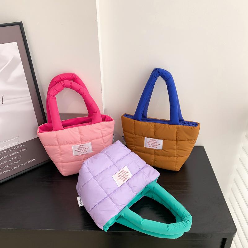 子供用バッグ 秋冬 詰め綿綿服 写真