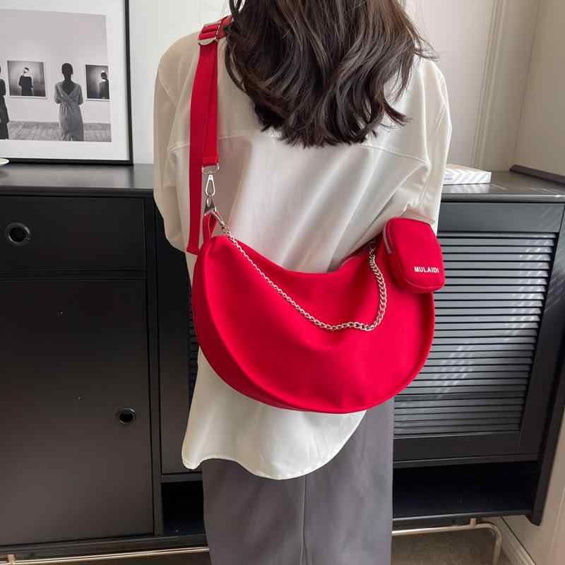 トートバッグ レディース 秋冬 レッド系 大容量 普段使い ショルダー 鞄 ナイロン マザーズバッグ 斜めがけ 軽量 ブラック パープル 米白(4)