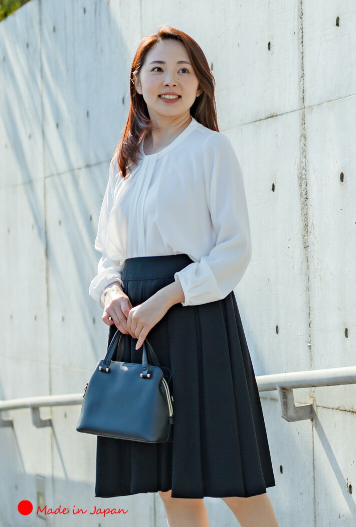 ＼スーパーSALE／【 日本製 】 ブラウス レディース とろみブラウス オーバーブラウス フォーマル 入学式 卒業式 ブラウス シフォン ジョーゼット 秋 春 ボウタイ ブラックフォーマル 白 スーツ インナー オフィス 【ボウタイ風とろみブラウス】＜8019＞ - Image 2