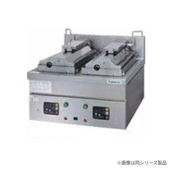 製品スペック自動電気餃子グリラー 卓上型マイコン制御タイプ型式TZ-85EF-3商品名自動電気餃子グリラー 卓上型マイコン制御タイプ外形寸法W850×D600×H310mm電源3φ200V消費電力（50/60Hz）9.0kW焼き面寸法W295×D400mm×2面能力（焼数/1回）36個×2温度調節70℃〜240℃給水接続口15A調理目安冷凍餃子25g/個・210℃・4分30秒〜5分制御給水・温度調節・焼き時間調整をマイコン制御安全装置過熱防止装置付備考受注生産品（納期要確認）※最寄りの消防署の指導に従い、安全に設置してください。※ご使用前に取扱説明書の注意事項をご確認ください。※商品画像と実際の製品で外寸/外観/パーツ配置が異なることがあります。添付図/商品情報でご確認ください。※一部地域や一部商品では追加送料がかかる場合もございます。（事前にご連絡致します）関連商品TZ-75EF-3 タニコー 自動電気餃子グリラー 卓上型マイコン制御...TZ-60EF-3 タニコー 自動電気餃子グリラー 卓上型マイコン制御...565,000円522,000円TZ-60GF-3 タニコー 自動ガス餃子グリラー 卓上マイコン制御タ...TCB-80 タニコー 中華ブロイラー Φ820×H1580mm 業務...595,000円595,000円H202S-5AS タニコー 蒸気式 食器消毒保管庫 片面式 収容カゴ...HR9704R タニコー オープントップレンジ W864×D970×H...600,000円600,000円TGSB-A90W タニコー スパゲッティーボイラー W900×D60...TGUS-A90W タニコー 角型ゆで麺器 省エネタイプ 蒼龍シリーズ...598,000円602,000円THDE-10BS タニコー 電気式熱風消毒保管庫 片面式 奥行き2列...TNHE-10W タニコー 電気式 食器消毒保管庫 両面式 収納カゴ数...600,000円595,000円搬入設置・入替工事は別途お見積りします。