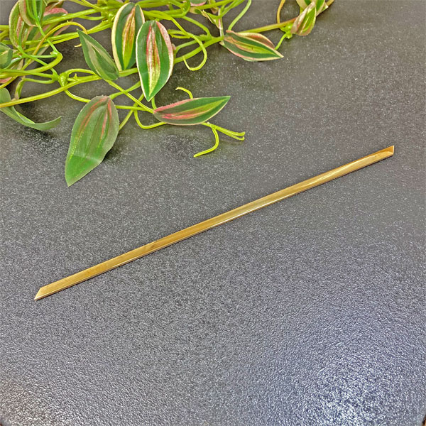 【ネコポス】アレンジ 真鍮 看板 表 アンダーバー20cm ネームプレート ツリーハウス メール便