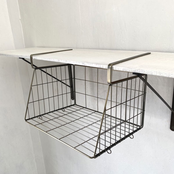 ハンギングバスケットL アンティークゴールド キッチン 収納 かご ワイヤー ストック リビング 脱衣所 ..