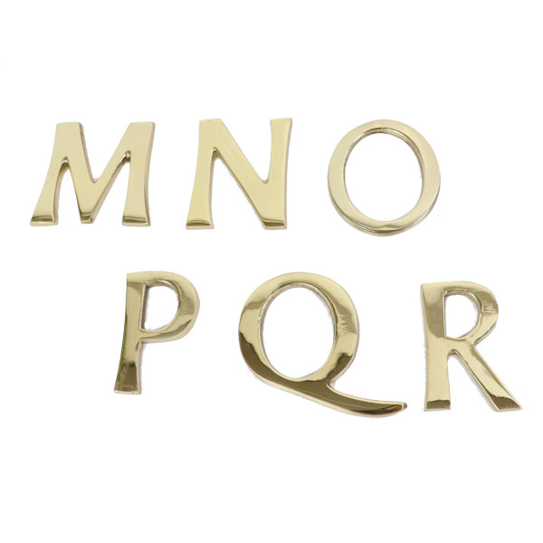 【ネコポス】真鍮 大文字 ゴールド 45mm アルファベット M N O P Q R 看板 表札 ネームプレート ツリーハウス メール便