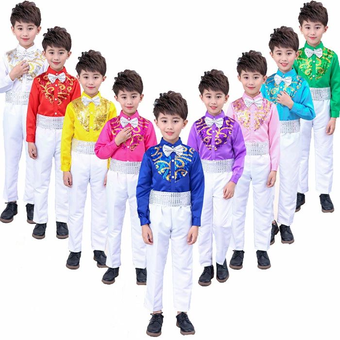 Rakuten - 子どもスーツ 舞台衣装 9色 子ども服 4点セット 男の子 シャツ パンツ 蝶ネクタイ ベルト スパンコール キラキラ 子供服 キッズ服 ジュニア ダンスウェア 小学生 幼稚園 舞台 衣装 発表会 文化祭 合唱 団体服 司会者 演奏会 七五三 パーティー コスプレ 卒業式 ボーイズ