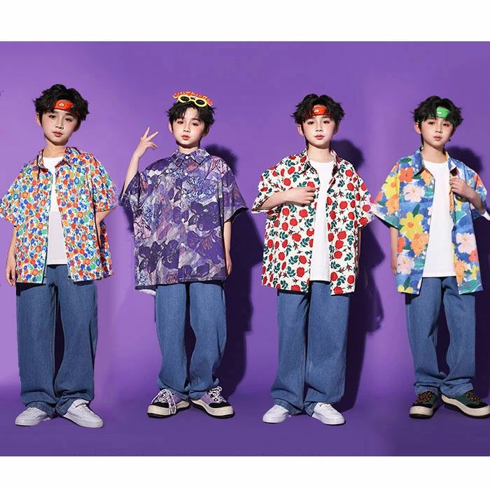 商品名 男の子 ダンス衣装 簡単な包装、ご了承ください。 色 イエロー・ブルー・グリーン・パープル サイズ 110-180 素人採寸若干の誤差がある場合がございます。 素材 ポリエステル ご了承いただきたいこと ※サイトに掲載の商品は、撮影の環境とモニター環境により、実際の物と素材感・色味いが多少異なる場合がございます。 ※モデル使用の撮影道具等商品に含めておりません（小物ある場合、内容を明記致します）。 ※大量生産による生産過剰と在庫管理の条件により、細かいキズや汚れ付くことがございます。完璧な商品をお求めのお方と細かい部分をお気になさるお方は、ご購入を慎んでください。 ※取寄品、輸入品、工場大量生産の商品の為、日本製より縫製荒いとほつれ等が生じている場合がございますのであらかじめご了承くださいませ。 ※都合により電話に出られない場合メールでご連絡いただければ幸いです。 ※在庫は複数店舗共有しております為、またメーカさんが急に生産中止による在庫更新遅れることがございます。メールか電話でご連絡致します。どうかご容赦ください。 ※お届けした商品に不備があった場合、一週間以内ご連絡ください。確認後速やかに交換か返品対応致します、返品に関しては原則として連絡なしの返品は対応致しません、ご理解いただきますようお願い申し上げます。 ※お客様都合の返品は受付ない場合がございます（特に舞台衣装、ダンス衣装、道具等。またイメージ違い）。また返品か交換に往復の送料が生じる場合がございます。 ※他に不明点がございましたら、お問い合わせください。