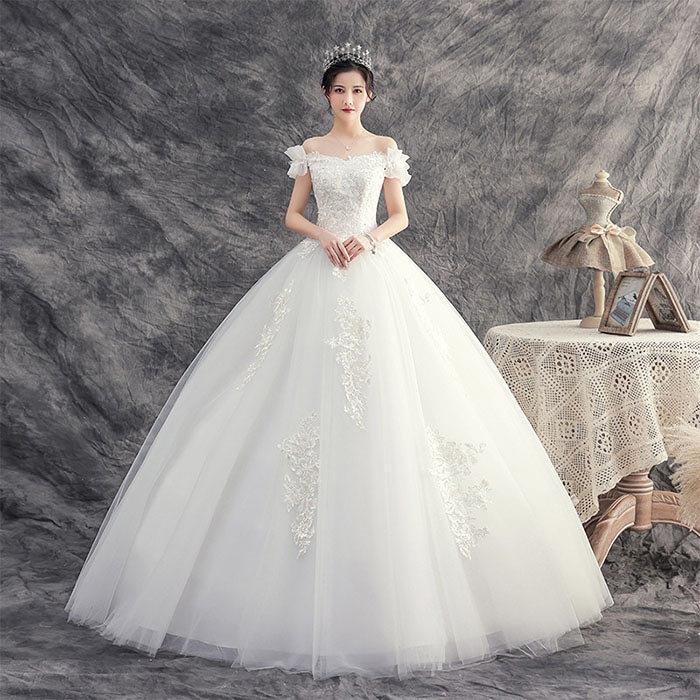 ウェディングドレス レディース フォーマルドレス 長袖 結婚式ドレス ワンショルダー 花嫁ドレス 花レース Aライン マキシ丈 ドレス パーティードレス ベアトップ 二次会ドレス 白ドレス 肩出し マキシ 二次会 披露宴 海外挙式ドレス エレガント プレゼント 写真撮影