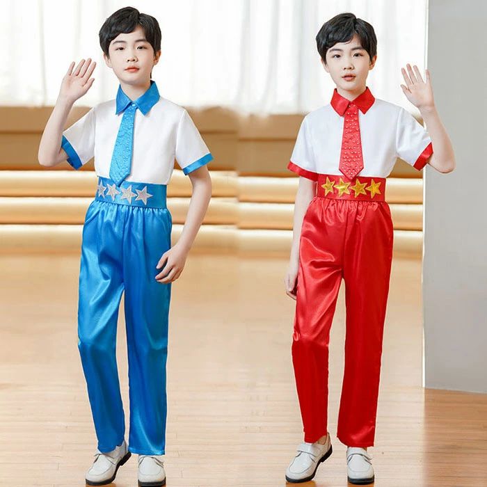 Rakuten - 子供服 2色 男の子 舞台衣装 セットアップ シャツ 半袖 パンツ 長ズボン ネクタイ キッズ服 司会 ステージ衣装 ジュニア ダンス衣装 幼稚園 小学生 入園式 入学式 卒業式 文化祭学園祭 発表会 演奏会 合唱団体服 ダンス 司会者 誕生日 子供の日 おしゃれ