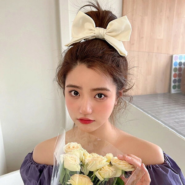 ヘアーアクセサリー　リボン バレッタ　キラキラ　花柄　気質 百掛け sweet系 姫系　お嬢様　ヘアバンド ヘッドバンド ヘアピン プレスヘア カジュアル 上品 大人 かわいい おしゃれ フォーマル 二次会 結婚式 お呼ばれ 韓国ファッション