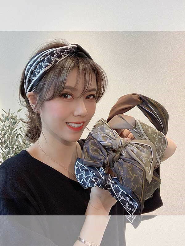 ヘアーアクセサリー　 カチューシャ　リボン付け　キラキラ　花柄　 人気 流行　気...