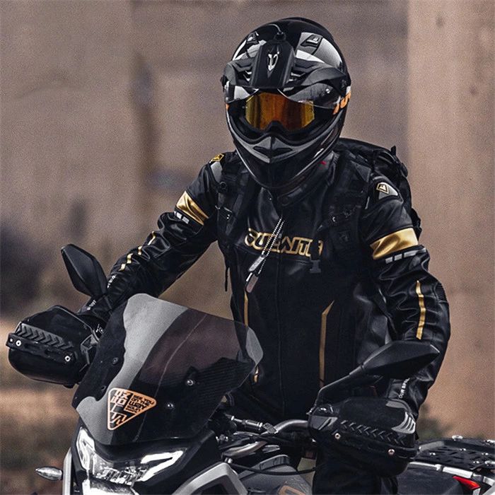 Rakuten - 【クーポンで10％オフ】バイクウエア バイクジャケット レザー ライダージャケット メンズウェア アウター 暖かい スリム レーシング ツーリング インナー付き プロテクター付き 保護 スキニー 自転車ウェア 長袖 防風 防寒 メッシュ 春 夏 秋 冬