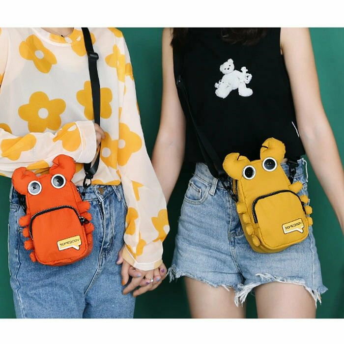 ショルダーバッグ 学生 カニ バッグ レディース 斜め掛け カニ柄 かわいい 軽い 防水 カバン プレゼン..