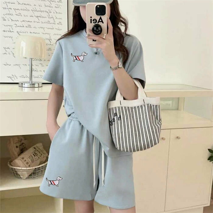 ●商品写真はできる限り実物の色に近づけるよう加工しておりますが、お客様のお使いのモニター設定、お部屋の照明等により実際の商品と色味が異なる場合がございます。 ●サイズや重さは素材の特性上多少の誤差がございます。 ●素材の性質上、ニオイが強いものがございます。商品到着時にニオイが強く感じられる場合はしばらく陰干しなどをお願いいたします。 ●商品写真はできる限り実物の色に近づけるよう加工しておりますが、お客様のお使いのモニター設定、お部屋の照明等により実際の商品と色味が異なる場合がございます。 ●サイズや重さは素材の特性上多少の誤差がございます。 ●素材の性質上、ニオイが強いものがございます。商品到着時にニオイが強く感じられる場合はしばらく陰干しなどをお願いいたします。 ●高温になりやすい場所にてのご使用はお控えください。劣化する場合がございます。 ●コンパクトに発送する為、梱包は簡易包装になります。 ●入荷時期及び、ロットにより、デザイン、色、など若干変更される場合がございますが、クレームの対象外とさせていただいております。 ●お客様都合による返品交換は受け付けておりません。あらかじめご了承ください。 ●発送上の状態によって商品がシワになる場合がございます。予めご了承くださいませ。 ●原産地:中国1 ●商品写真はできる限り実物の色に近づけるよう加工しておりますが、お客様のお使いのモニター設定、お部屋の照明等により実際の商品と色味が異なる場合がございます。 ●サイズや重さは素材の特性上多少の誤差がございます。 ●素材の性質上、ニオイが強いものがございます。商品到着時にニオイが強く感じられる場合はしばらく陰干しなどをお願いいたします。 ●商品写真はできる限り実物の色に近づけるよう加工しておりますが、お客様のお使いのモニター設定、お部屋の照明等により実際の商品と色味が異なる場合がございます。 ●サイズや重さは素材の特性上多少の誤差がございます。 ●素材の性質上、ニオイが強いものがございます。商品到着時にニオイが強く感じられる場合はしばらく陰干しなどをお願いいたします。 ●高温になりやすい場所にてのご使用はお控えください。劣化する場合がございます。 ●コンパクトに発送する為、梱包は簡易包装になります。 ●入荷時期及び、ロットにより、デザイン、色、など若干変更される場合がございますが、クレームの対象外とさせていただいております。 ●お客様都合による返品交換は受け付けておりません。あらかじめご了承ください。 ●発送上の状態によって商品がシワになる場合がございます。予めご了承くださいませ。 ●原産地:中国