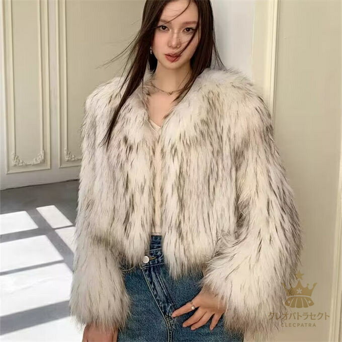 ファーコート タヌキ フェイクファーコート 毛皮コート ボリューム レディース ショート丈 ショートコート ノーカラー Vネック アウター 防風 防寒 ふんわり 暖かい あったか モコモコ 防寒コート カジュアル 着痩せ 可愛い きれいめ おしゃれ 上品 高級感 冬服 送料無料