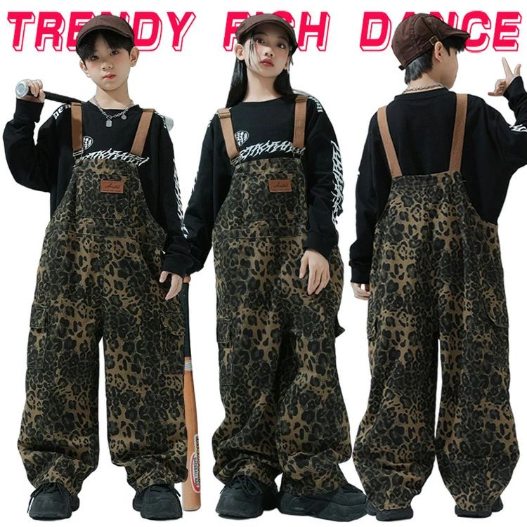 ヒョウ柄 オーバーオール ブラウン チアガール ガールズ衣装 HIPHOP衣装 キッズ ダンス衣装 子供服 長袖 女の子 男の子 可愛い ストリート 韓国K-POP かっこいい JAZZ 発表会 個性派 演出服 練習着 団体服 ステージ衣装 オシャレ 110-180cm