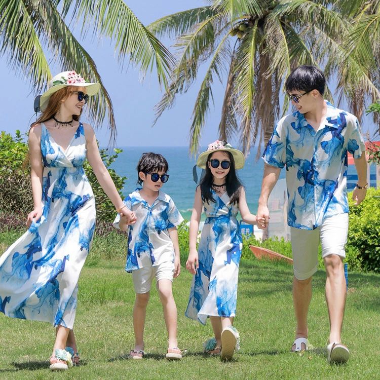 クレオパトラセレクトのブルー 青 白 親子ペアルック 親子コーデ コーデ 家族 お揃い セット ママと娘 半袖 親子ペア ペアルック 親子コーデ ペア tシャツ カップル ママ パパ キッズ 子供服 男の子 女の子 ハワイ 旅行 海デート ビーチ 夏 ショートパンツ ワンピース S-4L 100-160｜アングル2