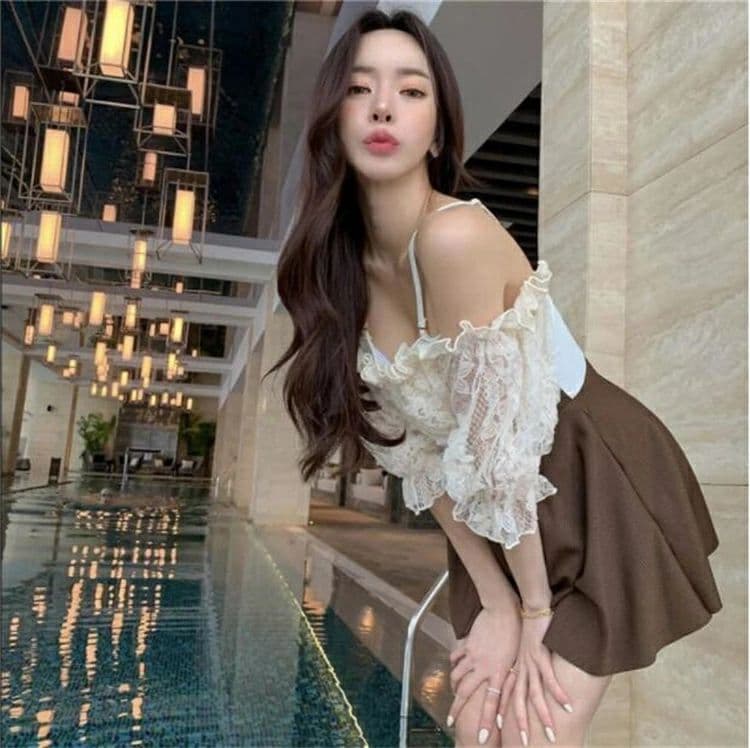 【中古】【輸入品・未使用】La Blanca レディース 長袖 ラッシュガード スイムトップ US サイズ: Medium