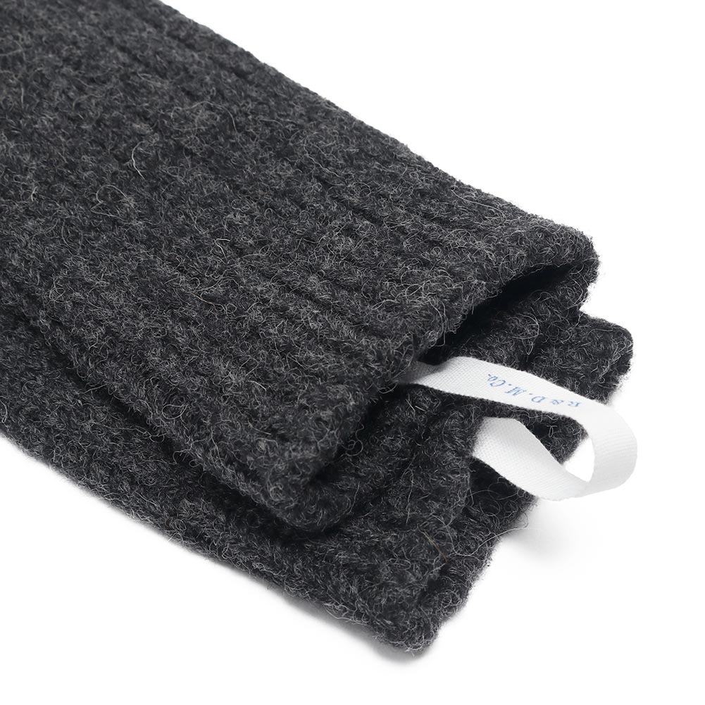 MIDLAND SHIPのR&D.M.Co- アールアンドディーエムコー WOOL RIB SOCKS NO.2740｜アングル3