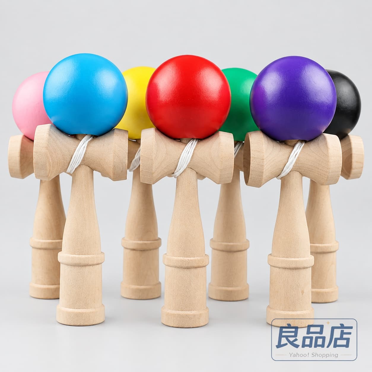 【】：y813635 【カラー】 ピンク、イエロー、レッド、パープル、グリーン、ライトブルー、ブラック、ダークブルー、オレンジ、木目調 原産国 : 中国 【この商品について】 【高品質素材の選択】安全な水性塗料を使用した高品質の蓮の木で作られています。 【人気の高いおもちゃ】大人気の、大人からお年寄りまで楽しめる知育玩具です。 【適用場所】子供の演劇、剣玉のコースの練習のために使用される、また高齢者はより多くの困惑のゲーム、頭脳の困惑をすることができ記憶を高める。 製品の販売量が多く、更新が速いため、また生産ロットが異なるため、商品の色がまったく同じであることは保証できませんので、購入前ご了承ください。 ※簡易包装となりますのでご理解の程よろしくお願いします。 ※手動測定による1～3cmの測定偏差を許容してください。 ※モニターや光の効果が異なるため、実際の色は写真の色と若干異なる場合があります。 ※仕様・デザインは改良のため予告なく変更することがあります。 【】：y813635 【カラー】 ピンク、イエロー、レッド、パープル、グリーン、ライトブルー、ブラック、ダークブルー、オレンジ、木目調 原産国 : 中国 【この商品について】 【高品質素材の選択】安全な水性塗料を使用した高品質の蓮の木で作られています。 【人気の高いおもちゃ】大人気の、大人からお年寄りまで楽しめる知育玩具です。 【適用場所】子供の演劇、剣玉のコースの練習のために使用される、また高齢者はより多くの困惑のゲーム、頭脳の困惑をすることができ記憶を高める。 製品の販売量が多く、更新が速いため、また生産ロットが異なるため、商品の色がまったく同じであることは保証できませんので、購入前ご了承ください。 ※簡易包装となりますのでご理解の程よろしくお願いします。 ※手動測定による1～3cmの測定偏差を許容してください。 ※モニターや光の効果が異なるため、実際の色は写真の色と若干異なる場合があります。 ※仕様・デザインは改良のため予告なく変更することがあります。