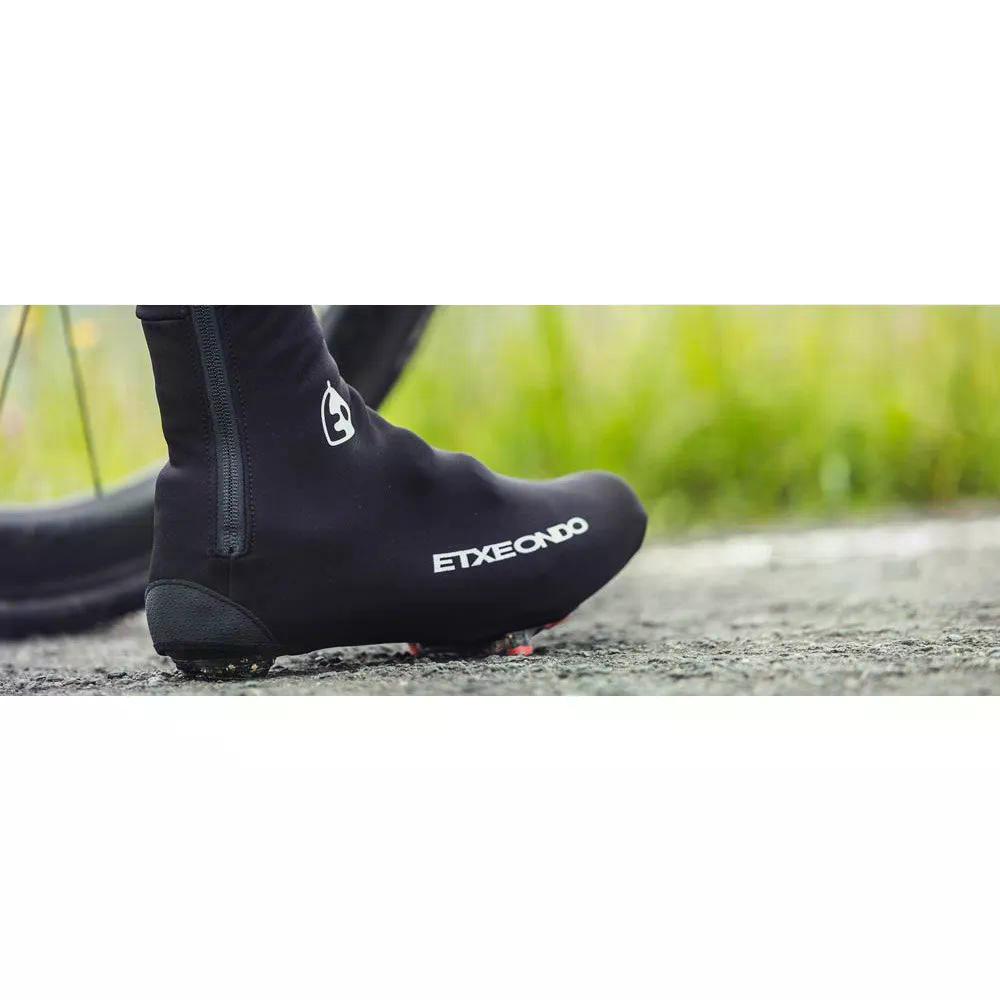 エチェオンド グネ オーバーシューズ （ Black ） | ETXEONDO Gune overshoes [t]