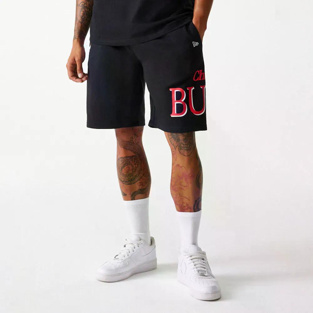 樂天商城 - ニューエラ NBA シカゴ ブルズ チーム グラフィック ショーツ （ Black ） | NEW ERA NBA Chicago Bulls Team Graphic Shorts [t]