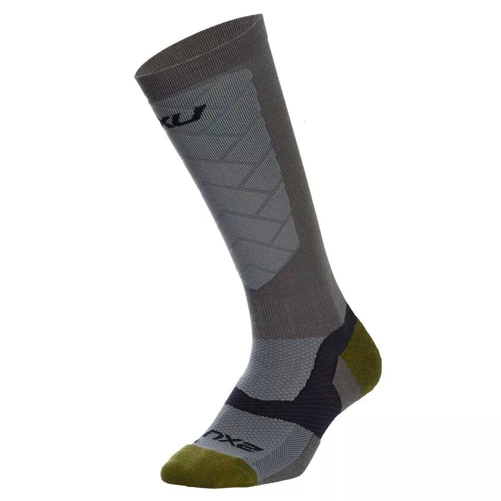 ツータイムズユー ベクター アルパイン コンプレッション ソックス （ Titanium/WinterMoss ） | 2XU Vectr Alpine Compression Socks 