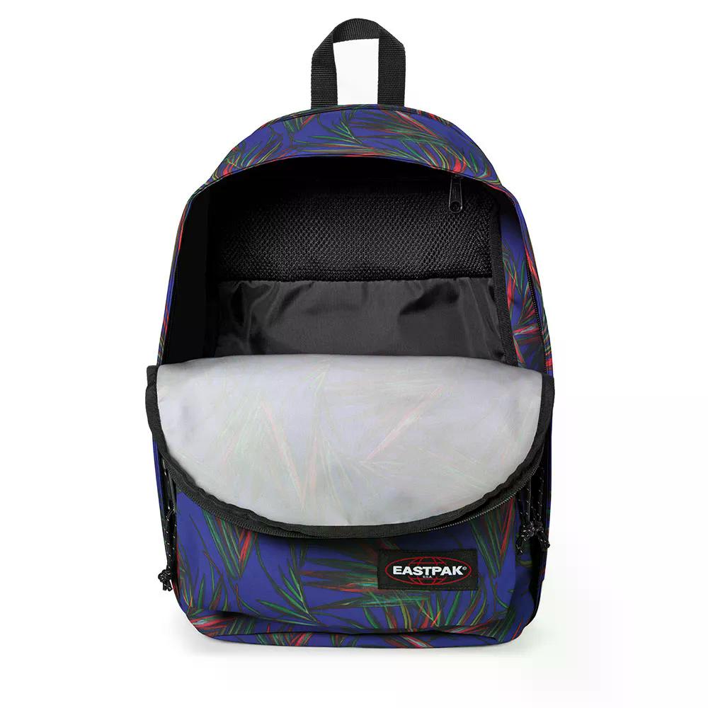 楽天市場】eastpak リュック（スポーツ・アウトドア）の通販