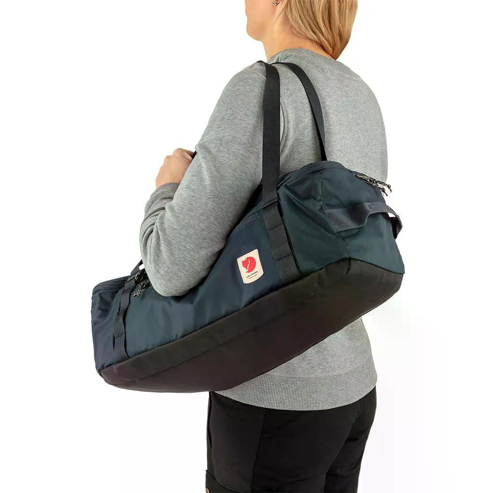 Rakuten - フェールラーベン ハイコースト 22L バッグ （ Navy ） | Fjallraven High Coast 22L bag [t]