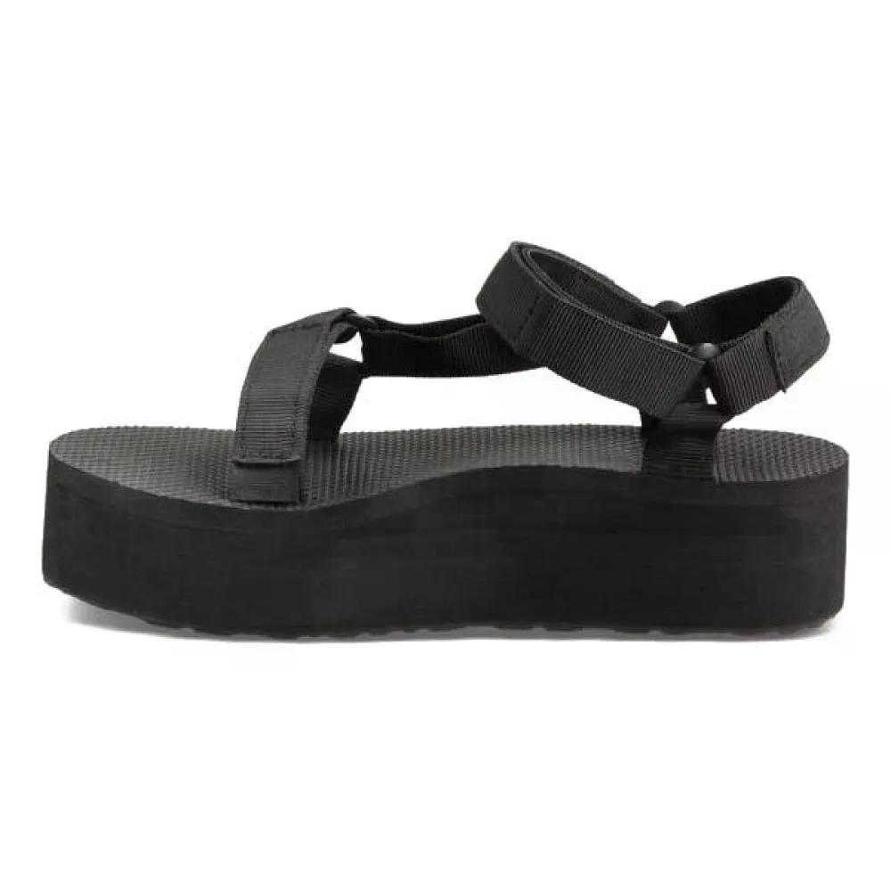テバ フラットフォーム ユニバーサル サンダル ウーマン （ Black ） | TEVA Flatf...