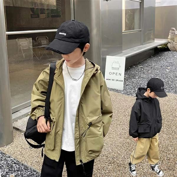 ＼期間限定 ★50%OFF＆P10倍で3,184円！8/24まで／ジャケット キッズ アウター 子供服 男の子 女の子 パーカー スポーツ おしゃれ 可愛い コート 春秋 トップス 上着 ジュニア 赤ちゃん 入学 入園 幼稚園 小学生 誕生日 プレゼント お出かけ 160 150 140 130 ジャンパー