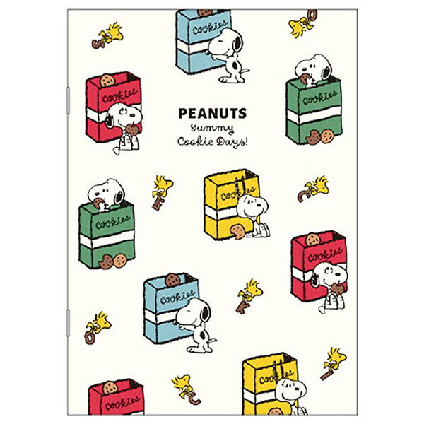 商品名スヌーピー 中とじノート B6 アイボリー Yummy Cookie Days! 32ページ 横罫 PEANUTS かわいい 日本製 スクエア説明人気「PEANUTS (ピーナッツ)」スヌーピー×クッキーが楽しい「Yummy Cookie Days! (ヤミー クッキー デイズ)」デザインシリーズ♪コンパクトなB6サイズの「ノート」です。使いやすい横罫タイプ。中紙にもイラスト入りでかわいい!表紙の折り返し部分をブックマークとして使えます。【サイズ】B6 (約W130×H182mm)【材　質】紙【内　容】32ページ、横罫【生産国】日本品番PS26-5この商品について 必ずご確認ください配送についてメール便での配送になります。→ご利用の際は必ずお読みください 送料について ご注文合計額が￥1000 (税込)以上で、全国一律『送料無料』です。 →詳細はこちら返品→返品・交換・キャンセルについて※メール便は、日時指定、代金引換、ギフトラッピング・熨斗サービスに対応しておりません。