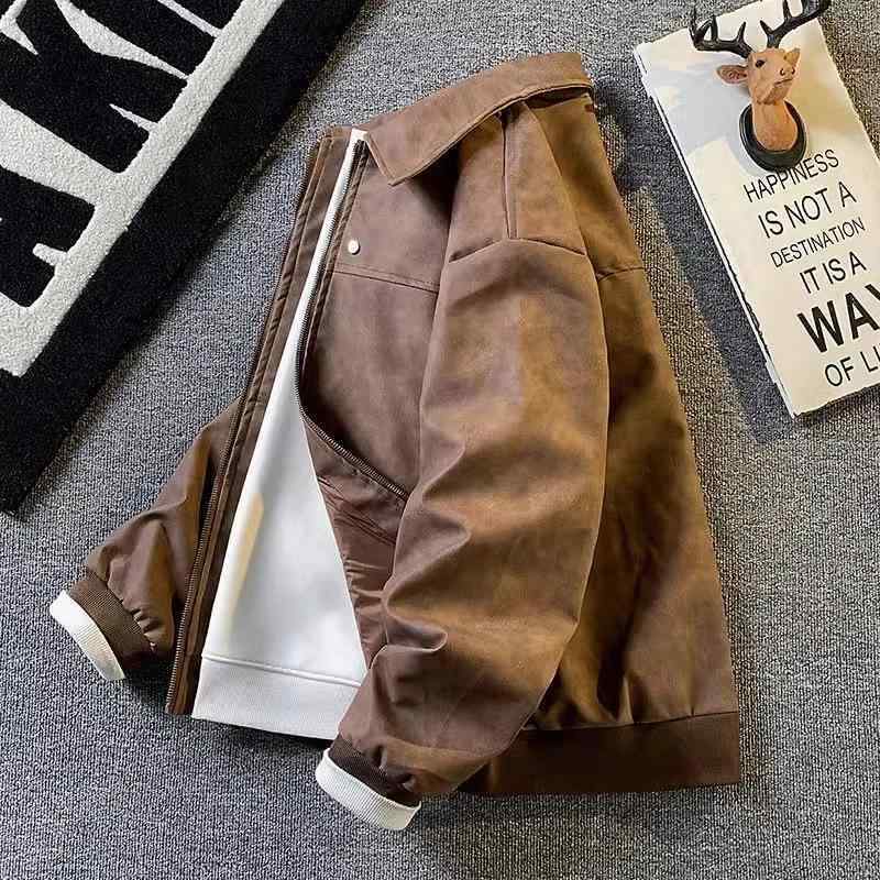 ジャケット メンズ 男性用 レザージャケット 秋冬 長袖 ブルゾン ジャンパー スタジャン風 カジュアル 普段使い 18-24歳 ポリエステル 繊維 襟付き 無地 ゆったり サイドポケット 付き ブラウン グレー