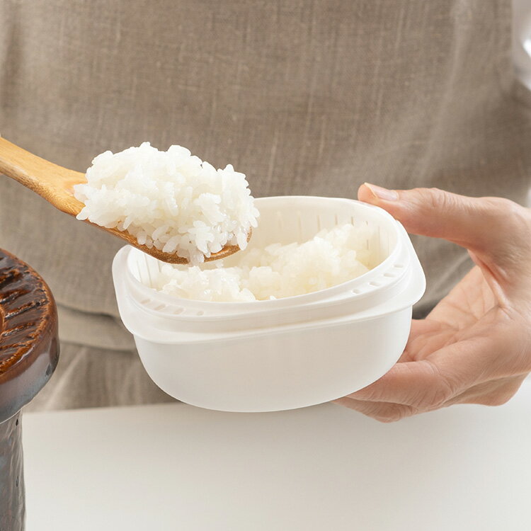 蒸気であたためる冷凍ごはん容器2個組 LBK-21x2P like-it ライクイット 冷凍ごはん容器 2個セット 冷凍ご飯容器 日本製 冷凍ごはん 冷凍 容器 冷凍保存 一膳 200g 大きめ ざる付き レンジ 蒸し器 小分け ご飯 保存容器 食洗機 電子レンジ 対応 野菜