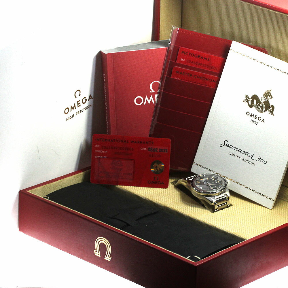 オメガ OMEGA 234.10.39.20.01.001 シーマスター300 1957 トリロジー コーアクシャル 自動巻き メンズ 箱・保証書付き_860272【中古】