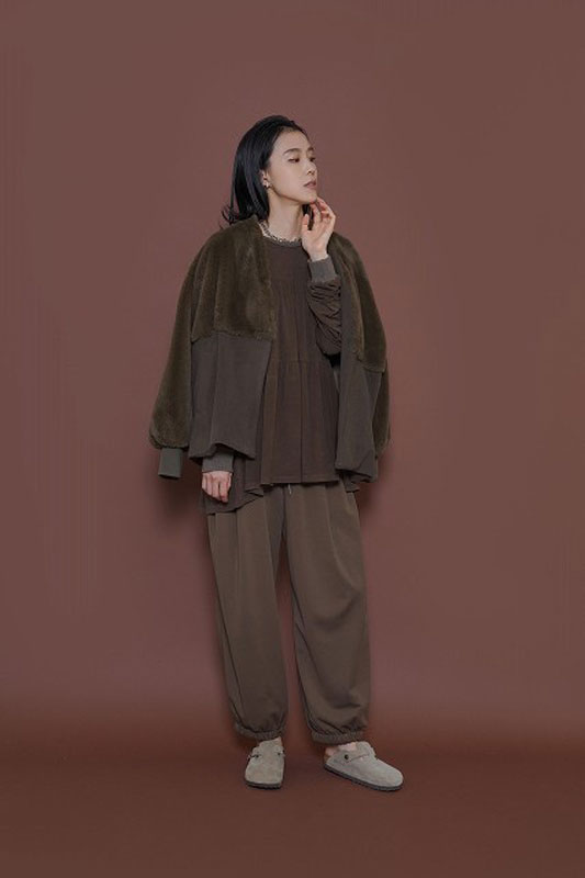 【予約】【CYAN 2025 AUTUM＆ WINTER Vol2 】CYAN TOKYO(シアン） ファーコンビカーデブルゾン ファーブルゾン ブルゾン ジャケット 羽織 ファーカーデ　カーディガン トップス デザイントップス レディース 30/40/50/60代 ブランド ウィンター 2025 WIN