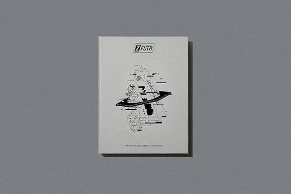 ※こちらはAmazon.co.jp限定 特典「「ZUTOMAYO FACTORY」ライブフォト3枚セット」付の商品です。なくなり次第終了となります。お早目にご予約ください。 【限定盤】【Blu-ray2枚組(STREAMING/DL)】【魔導書仕様】【プレイパス(R)対応】 さいたまスーパーアリーナ単独公演『ZUTOMAYO FACTORY「鷹は飢えても踊り忘れず」』。 2日連続開催、過去最大規模のライブというだけでなく、オープンリール-ブラウン管テレビ-扇風機等の馴染みの特殊楽器や、day2にのみピアニスト"けいちゃん"が特別出演するなど総勢18人の重厚なバンド構成、そしてこの2日間は100年間の時を経ていたという設定が明らかになったアナログなステージセット、楽曲の一部変更など、他に類の無いコンセプチュアルな公演となった。 ◎2022年4月17日の公演[day2 “ob_start"]に加え、前日16日の公演[day1 “memory_limit = -1"]両日の公演を全楽曲収録。 ◎初回限定盤は魔導書仕様となり、[day2 “ob_start"]のみ特別副音声にて、"ACAね ライブ反省会 ソロ"収録。 ディスク枚数2 新品です。 希少商品となりますので、定価よりお値段が高い場合がございます。 販売済みの場合は速やかに在庫の更新を行っておりますが、時間差等にて先に他店舗での販売の可能性もございます。在庫切れの際はご了承下さい。 当店、海外倉庫からのお取り寄せとなる場合もあります。その場合、発送に2～4週間前後かかる場合があります。 原則といたしまして、お客様のご都合によるキャンセルはお断りさせていただいております。 ただし、金額のケタの読み間違いなども加味し、12時間以内であればキャンセルを受け付けております。 ※万が一、メーカーもしくは店舗などに在庫が無い場合、誠に申し訳ありませんがキャンセルさせて頂きます。何卒、ご理解いただきますようよろしくお願いいたします。 お客様による金額の読み間違いが多発しております。金額をよくご確認の上、ご注文よろしくお願いいたします。 当店は在庫数1点のみのため交換はできません。初期不良はメーカーにご相談願います。