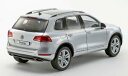 京商オリジナル 1/18 Volkswagen Touareg 2010 TSI (クールシルバーメタリック)