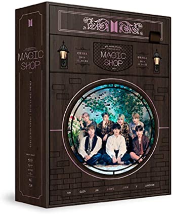 BTS JAPAN OFFICIAL FANMEETING VOL．5［MAGIC SHOP］（UNIVERSAL MUSIC STORE ＆ FC限定版）（Bluray Disc）新品 マルチレンズクリーナー付き