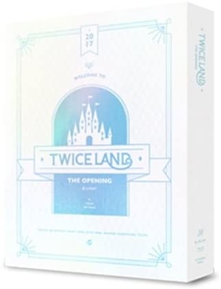 TWICE [TWICELAND THE OPENING [ENCORE]](2Blu-ray) グローバルガールグループに跳躍するTWICE！ その華麗なフィナーレTWICELAND - THE OPENING[ENCORE] Blu-ray発売！ 2017年6月17日～18日に行われたアンコールコンサートを通じてTWICEの明るく美しいヒット曲のステージはもちろん、初公開した「SIGNAL」と収録曲「ONLY YOU」、「EYE EYE EYES」、「SOMEONE LIKE ME」まで2枚のブルーレイ・ディスクに収録。 コンサート最終日の鮮やかな舞台実況だけでなく、ONCE（TWICEの公式ファンクラブ）とTWICEが一緒に創り上げた幸せなTWICELANDの2日間の記録がそのまま込められたメイキングフィルムまで収録しており、ファンにはマストアイテムとなるハズ。 ※パッケージ構成 ・SIZE : 135 x 177mm ・OUTSLEEVE + 2 BLU-RAY DISC + PHOTO SUMMARY(28P) +　LENTICULAR (1EA) ※Blu-ray仕様 ・ASPECT : 1080i 1.78 : WIDE SCREEN ・AUDIO : KOREAN DTS-HD MASTER AUDIO 2.0 (48KHZ / 24BIT) ・SUBTITLES : KOREAN, ENGLISH, JAPANESE, CHINESE ・DURATION : DISC 1 - APPROX 110 MINS / DISC 2 - APPROX 85 MINS ・REGION CODE : A（日本語で再生できます） DISC 1 : TWICELAND – THE OPENING [ENCORE] TWICELAND – THE OPENING [ENCORE] PART 1 01. INTRO + Touchdown 02. I'm gonna be a star 03. CHEER UP 04. 狂ったみたい 05. ONLY YOU 06. OOH-AHH 07. 1 TO 10 08. ともするとトック 09. Headphone 10. PONYTAIL 11. JELLY JELLY 12. KNOCK KNOCK 13. BRIDGE VIDEO 14. NEXT PAGE 15. EYE EYE EYES 16. またしてほしい 17. SOMEONE LIKE ME 18. とろける 19. 大切な人 20. TT 21. SIGNAL DISC 2 : TWICELAND – THE OPENING [ENCORE] SPECIAL FEATURES TWICELAND – THE OPENING [ENCORE] PART 2 01. ONE IN A MILLION 02. Like a Fool 03. OOH-AHH 04. CHEER UP 05. TT Concert Making Film新品です。 希少商品となりますので、定価よりお値段が高い場合がございます。 販売済みの場合は速やかに在庫の更新を行っておりますが、時間差等にて先に他店舗での販売の可能性もございます。在庫切れの際はご了承下さい。 当店、海外倉庫からのお取り寄せとなる場合もあります。その場合、発送に2～4週間前後かかる場合があります。 原則といたしまして、お客様のご都合によるキャンセルはお断りさせていただいております。 ただし、金額のケタの読み間違いなども加味し、12時間以内であればキャンセルを受け付けております。 ※万が一、メーカーもしくは店舗などに在庫が無い場合、誠に申し訳ありませんがキャンセルさせて頂きます。何卒、ご理解いただきますようよろしくお願いいたします。 お客様による金額の間違いが多発しております。金額をよくご確認の上、ご注文よろしくお願いいたします。 当店は在庫数1点のみのため、交換はできません。初期不良はメーカーにご相談願います。