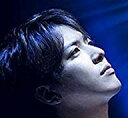 CNBLUEのボーカル&ギターを務めるジョン・ヨンファが、2017年に開催したソロツアー「JUNG YONG HWA JAPAN CONCERT 2017“Summer Calling”」より、9月10日幕張公演の模様を収録したBlu-ray。CNBLUEとは一味違う幅のある音楽、ソロならではの世界観が表現された作品。 韓国出身のロックバンド、 CNBLUE(シーエヌブルー)のボーカル&ギター、ジョン・ヨンファ、 約2年ぶり2度目となるソロツアー「JUNG YONG HWA JAPAN CONCERT 2017 "Summer Calling"」から、 9月10日の幕張公演の模様を収録したライブDVD・ブルーレイ作品が2018年2月28日に発売決定! 本公演は、8月9日にリリースされた 約2年ぶりとなる日本2ndソロアルバム『Summer Calling』を核としたツアーで、 8月22日の大阪・フェスティバルホールを皮切りに、 追加公演の神戸公演まで、全9公演で約45,000人を動員。 ヨンファ自身の根強い人気もさることながら、 CNBLUEとはまた一味違う幅のある音楽、 ソロならではの世界観が表現された濃い内容となっている。 ●収録予定曲(通常盤) Intro Summer Dream Password Make You Mine Energy Mileage Checkmate Cruel Memories Without You Navigation SHAKE Puzzle 粉雪 Driver's High Last Leaf Lost in Time 君を好きになってよかった Face to face Not Anymore Life is a Party Closer That Girl Goodnight Lover 27 Years One Fine Day 通常盤特典映像幕張公演バックステージ・メイキング新品です。 希少商品となりますので、定価よりお値段が高い場合がございます。 販売済みの場合は速やかに在庫の更新を行っておりますが、時間差等にて先に他店舗での販売の可能性もございます。在庫切れの際はご了承下さい。 当店、海外倉庫からのお取り寄せとなる場合もあります。その場合、発送に2〜4週間前後かかる場合があります。 原則といたしまして、お客様のご都合によるキャンセルはお断りさせていただいております。 ただし、金額のケタの読み間違いなども加味し、12時間以内であればキャンセルを受け付けております。 ※万が一、メーカーもしくは店舗などに在庫が無い場合、誠に申し訳ありませんがキャンセルさせて頂きます。何卒、ご理解いただきますようよろしくお願いいたします。 お客様による金額の間違いが多発しております。金額をよくご確認の上、ご注文よろしくお願いいたします。 当店は在庫数1点のみのため、交換はできません。初期不良はメーカーにご相談願います。
