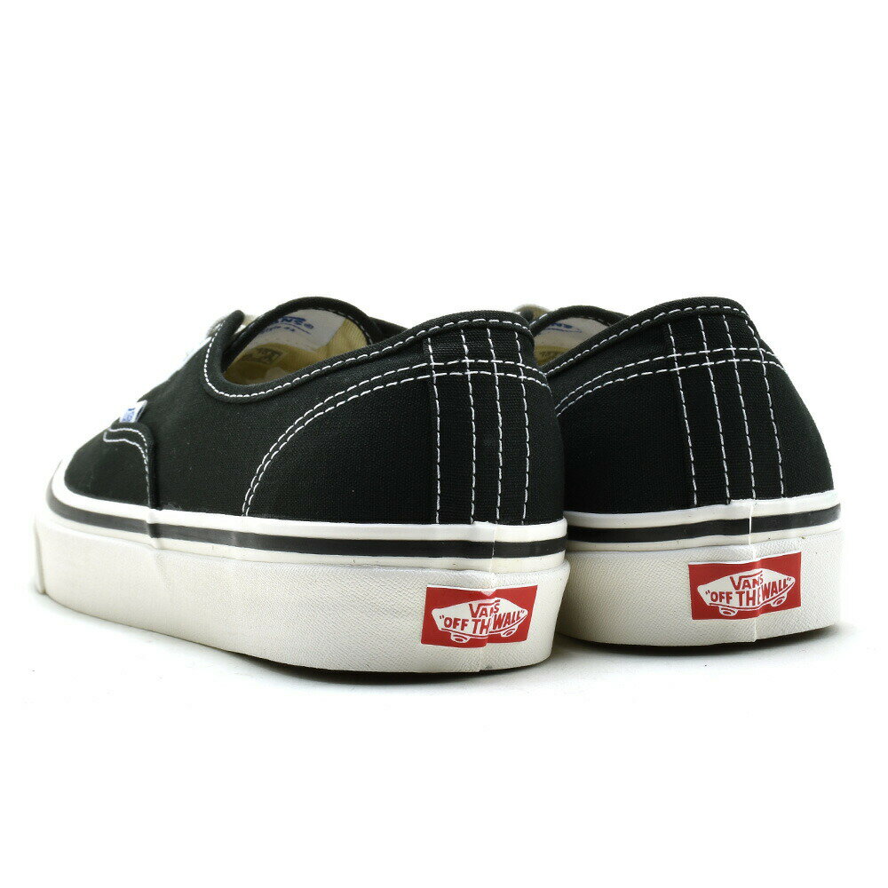 VANS（ヴァンズ）『AUTHENTIC（VN000EE3BLK）』