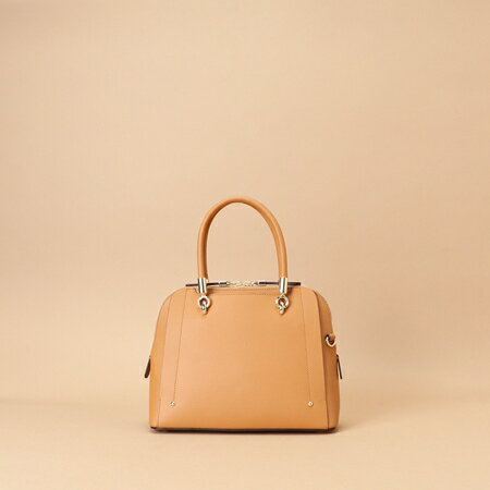 【無料ラッピング】 サマンサタバサ Samantha Thavasa ショルダーバッグ 新色 アベクトワ レザーショルダーバッグ キャメル レディース ブランド 正規品 新品 ギフト プレゼント 人気 おすすめ 誕生日 記念日 クリスマス 送料無料