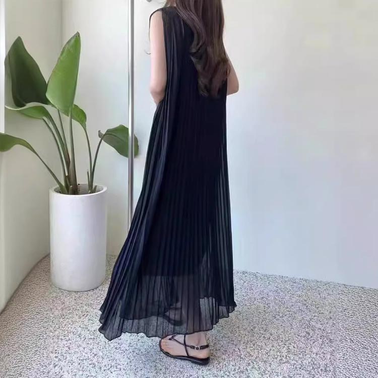 レディース マキシ丈ノースリーブワンピース ノースリーブベスト v ネック 花柄 ワンピース レディース 夏 2025 フレンチスタイル 絶景 海辺 ロング スカート